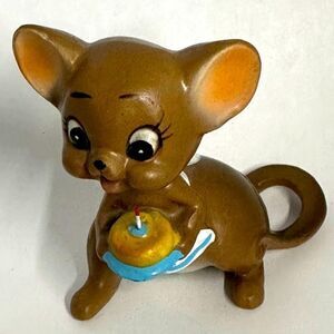 Vintage Josef Originals Mouse Village Happy Birthday Figurine w/Cake & Stickers‎
